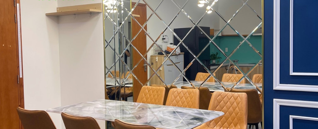 Bàn giao vách gương cho Chị nga quận 7 